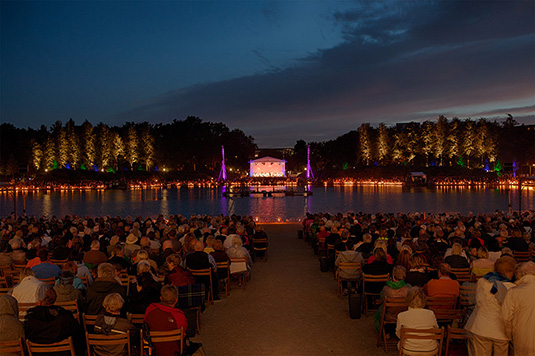 Musik und Licht am Hollersee Musik und Licht am Hollersee